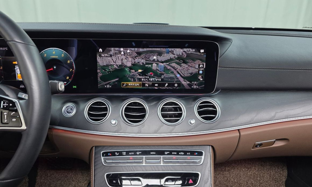 Mercedes-Benz E-Class E250 AMG Line, 2023