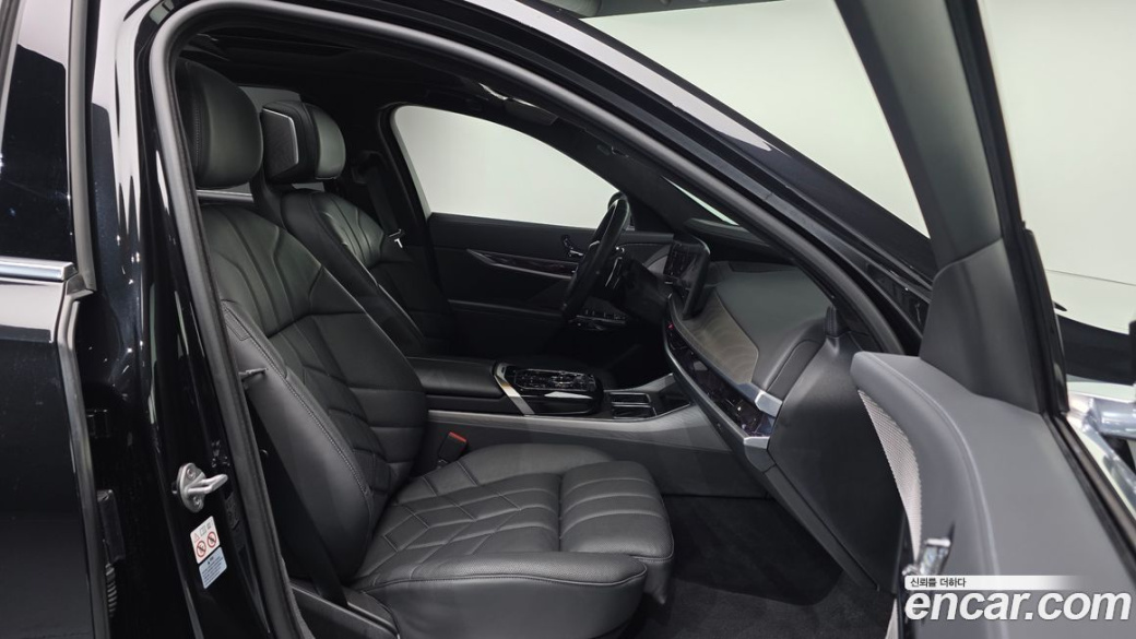 BMW 7-Series 740d xDrive Design Pure Excellence, 2023