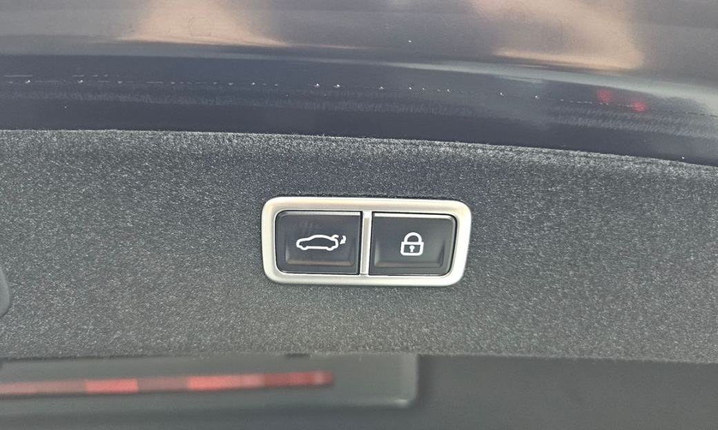 Genesis G80 Gasoline 2.5 Turbo AWD, 2025