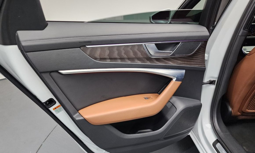 Audi A6 45 TFSI, 2022