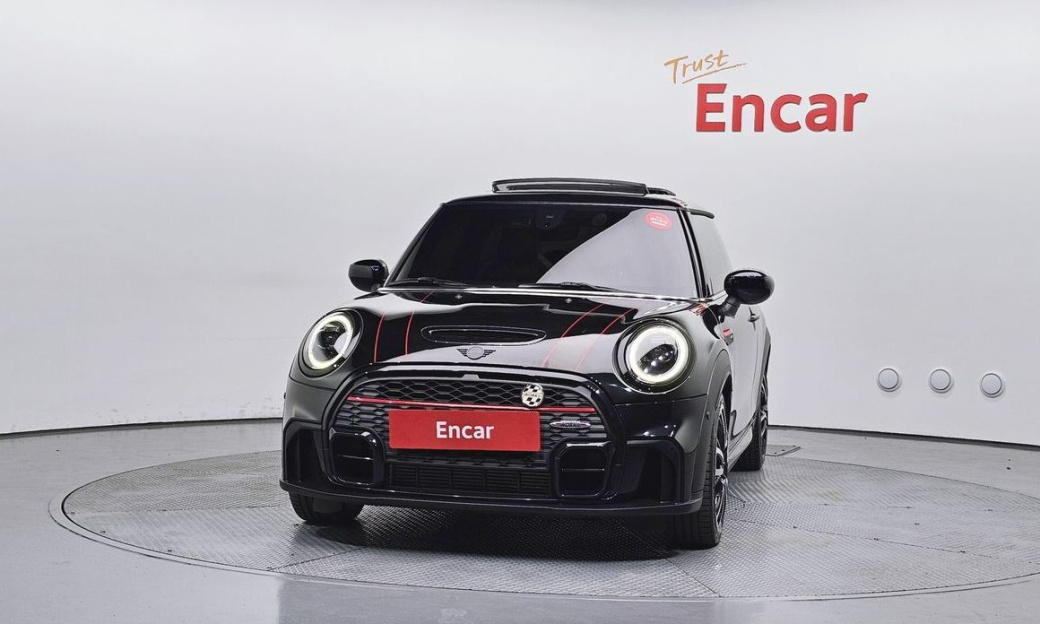 Mini Cooper JCW, 2024