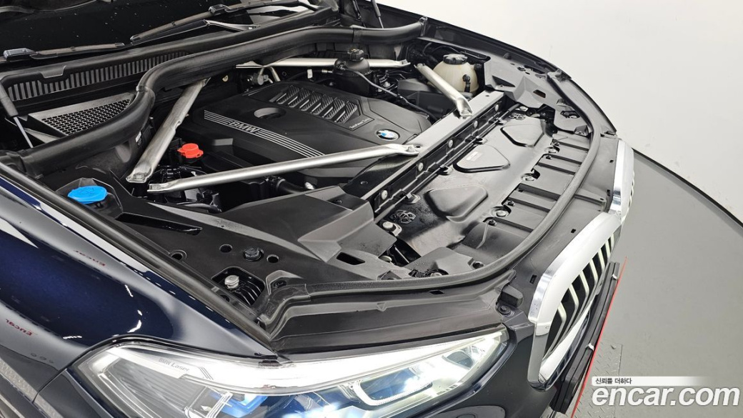 BMW X5 xDrive 40i M Sport, 2023