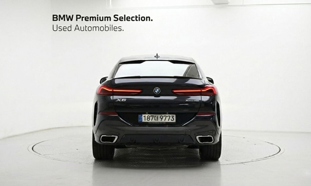 BMW X6 xDrive40i M Sport, 2025