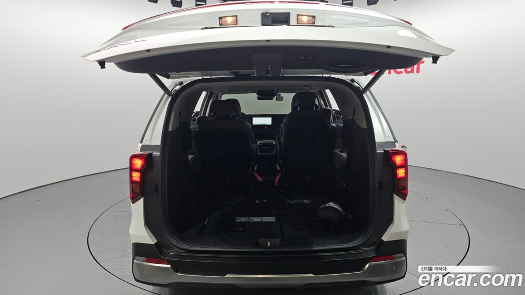 Kia Carnival 7-Seater Noblesse, 2024