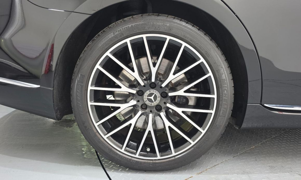 Mercedes-Benz S-Class S580L 4MATIC, 2024