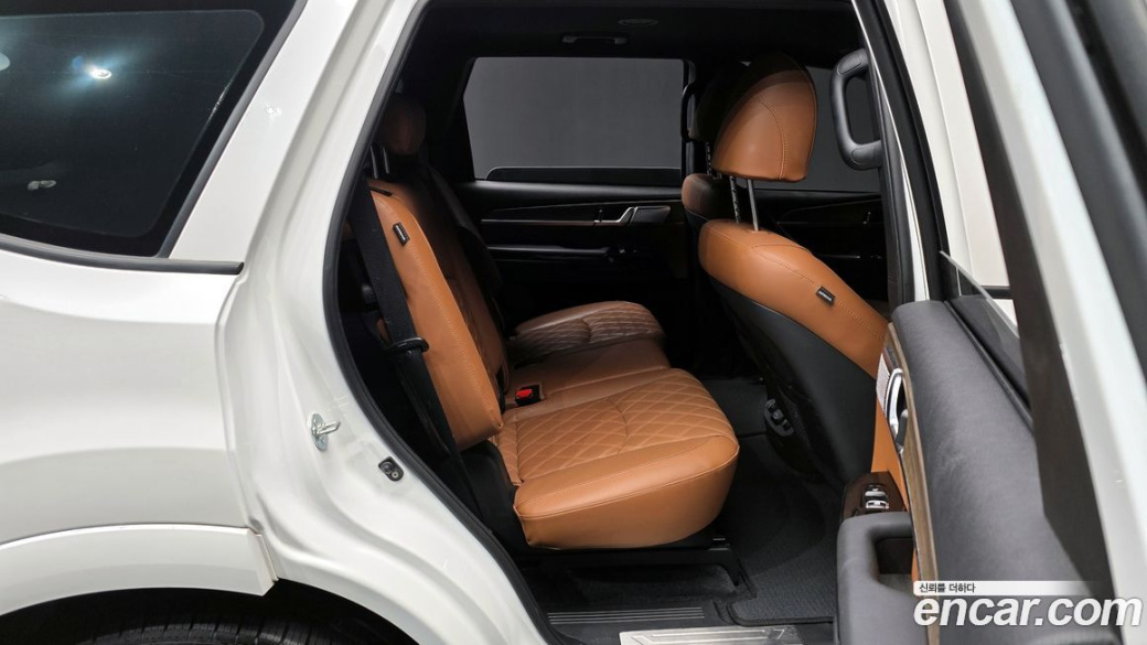 Kia Mohave Diesel 3.0 4WD 7-Seater, 2023