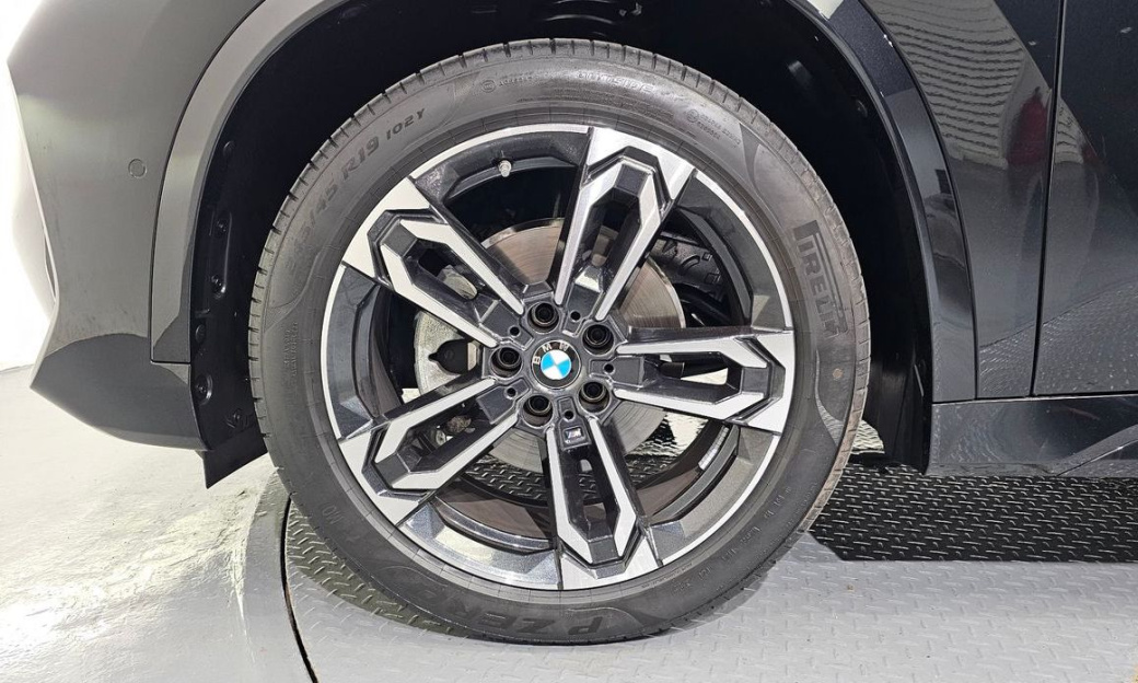 BMW X1 xDrive 20i M Sport, 2024