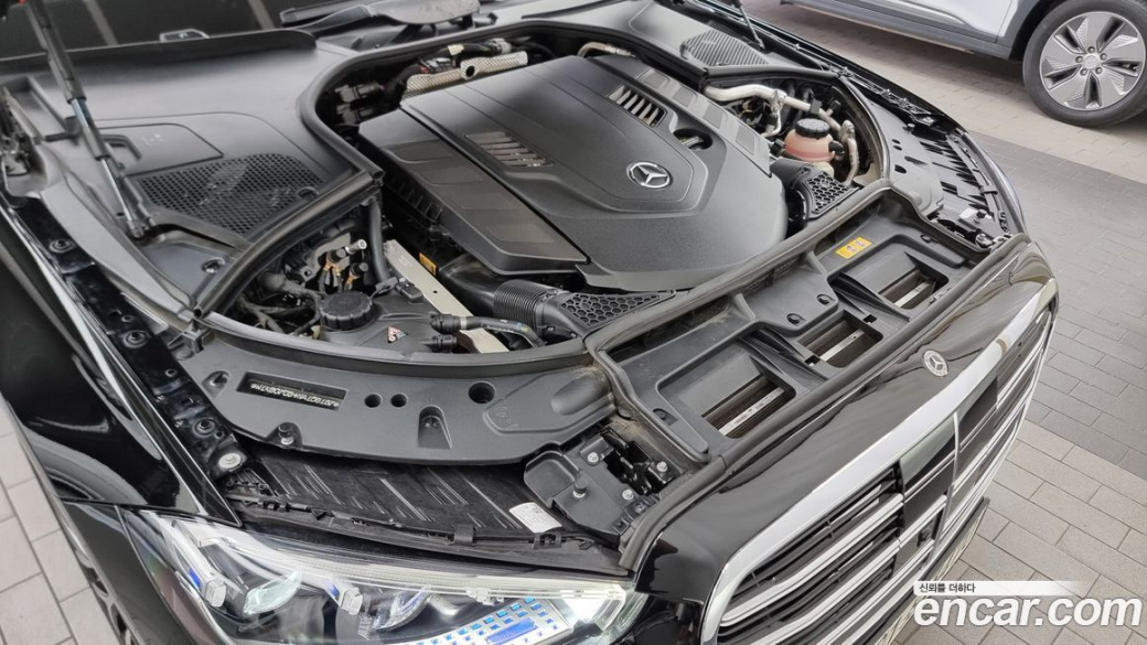 Mercedes-Benz S-Class S580L 4MATIC, 2022