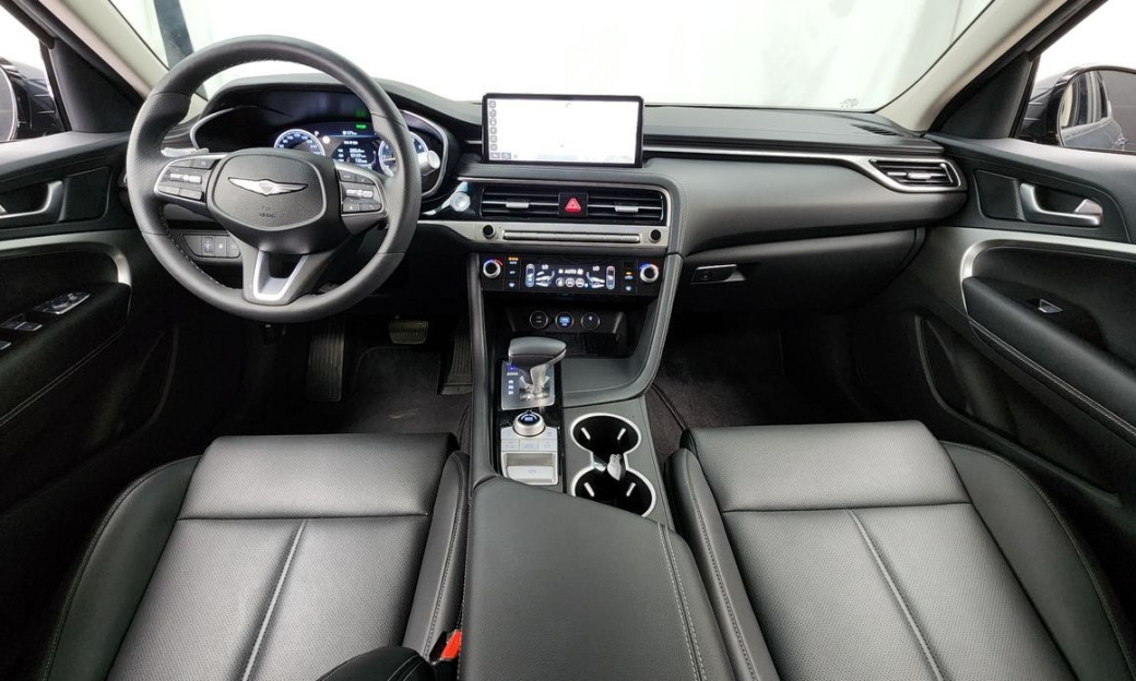 Genesis G70 Gasoline 2.5T 4WD, 2024