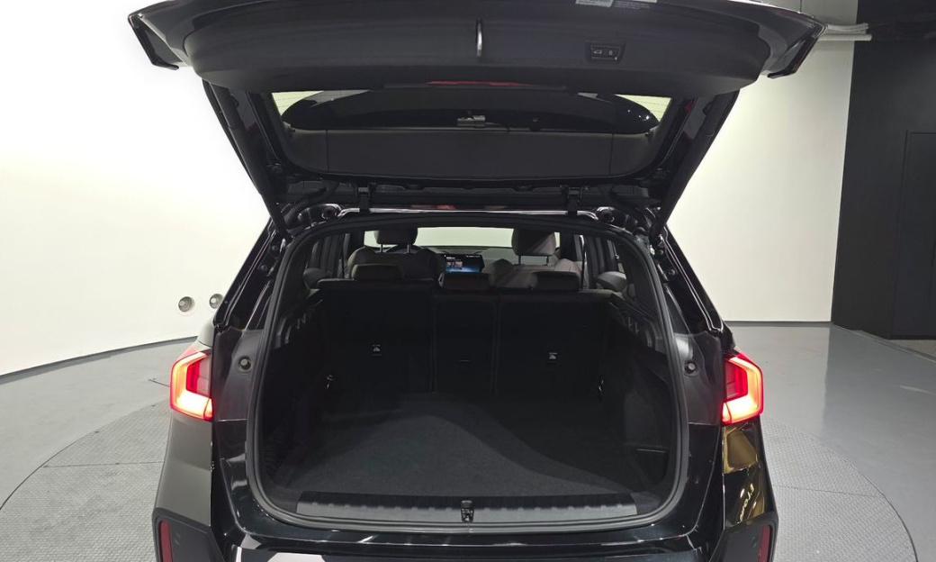 BMW X1 xDrive 20i M Sport, 2024