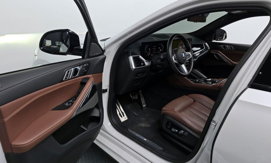 BMW X6 xDrive30d M Sport, 2024