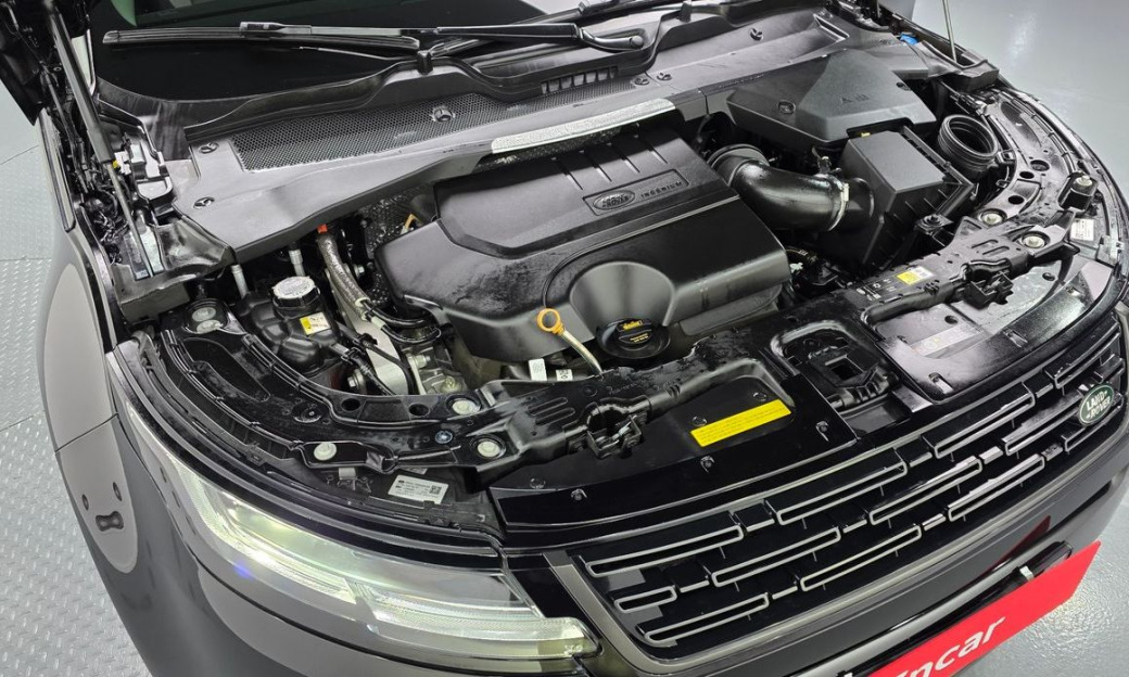 Land Rover Range Rover Evoque P250 Dynamic SE, 2025