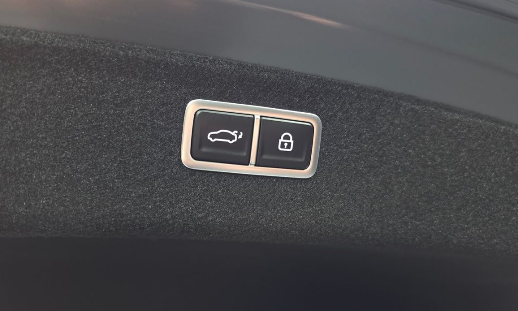 Genesis G80 Gasoline 2.5 Turbo AWD, 2022