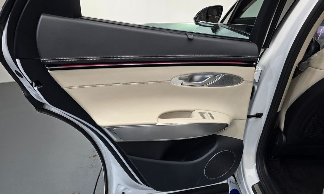 Genesis GV70 2.5T Gasoline AWD, 2025