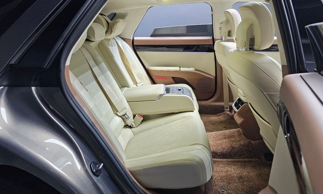 Hyundai Grandeur 2,5 Gasoline 2WD, 2023