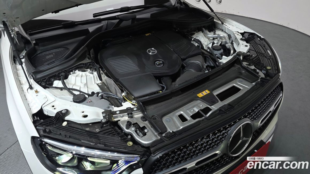 Mercedes-Benz GLC-Class GLC300 4MATIC Avnatgarde Coupe, 2025