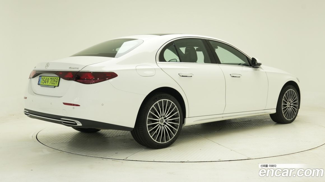 Mercedes-Benz E-Class E450 4MATIC Exclusive, 2024