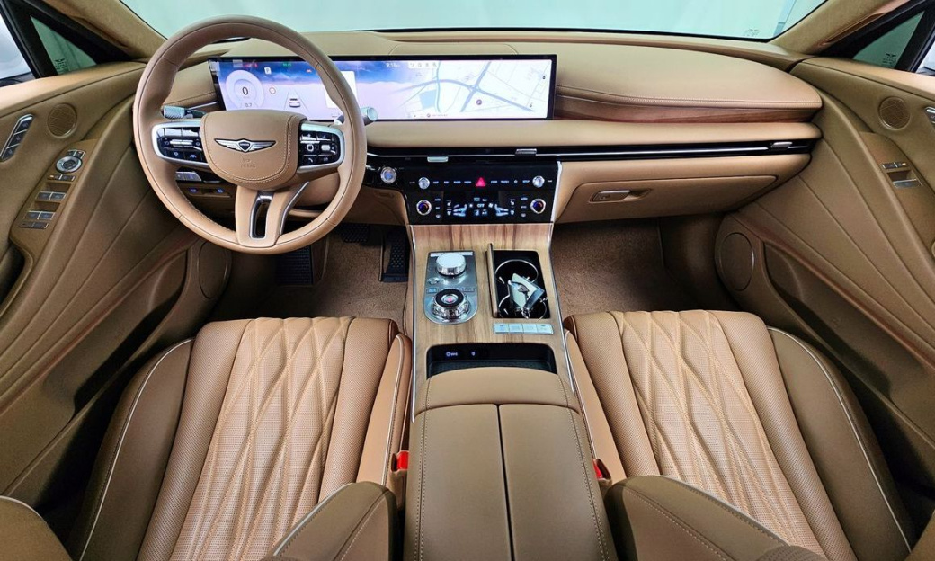 Genesis G80 Gasoline 2.5 Turbo AWD, 2025