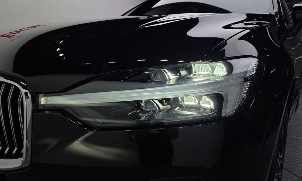 Volvo XC60 B5 Inscription, 2022