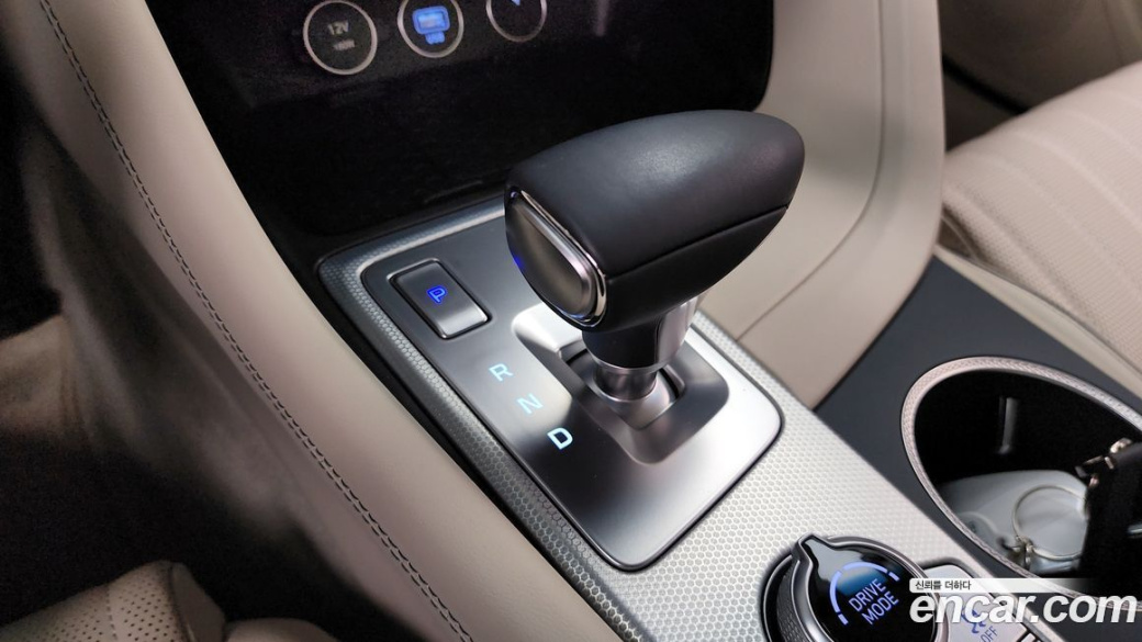 Genesis G70 Gasoline 2.5T 4WD, 2024