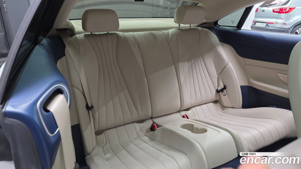 Mercedes-Benz E-Class E300d 4MATIC Coupe, 2022