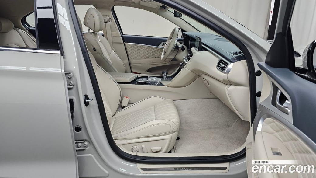 Genesis G70 Gasoline 2.5T 4WD, 2024