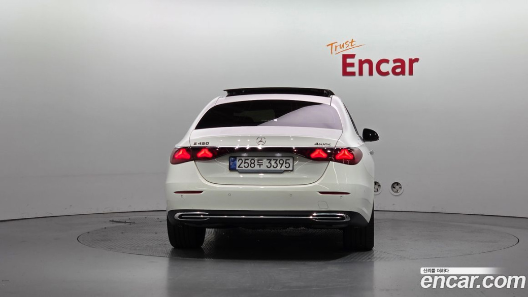 Mercedes-Benz E-Class E450 4MATIC, 2024