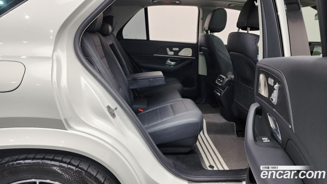 Mercedes-Benz GLE-Class GLE450 4MATIC, 2021