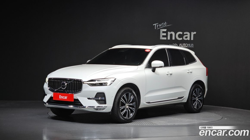 Volvo XC60 B5 Inscription, 2022