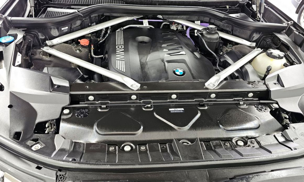 BMW X7 xDrive 40i M Sport 7STR, 2025