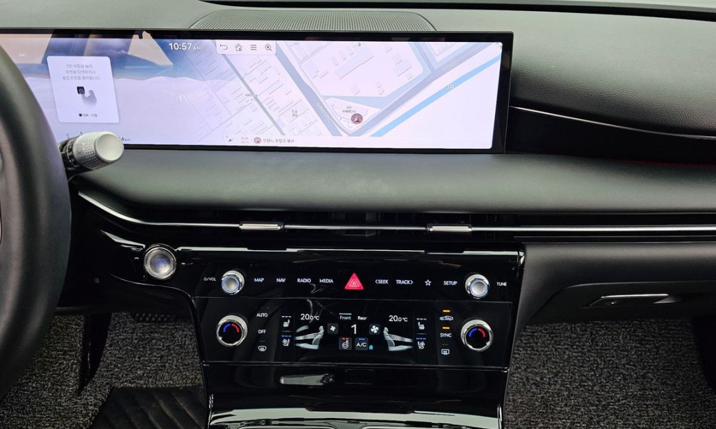 Genesis G80 Gasoline 2.5 Turbo 2WD, 2025