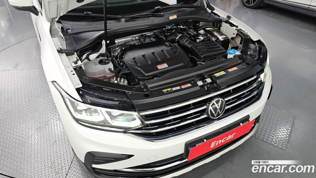 Volkswagen Tiguan 2.0 TDI Prestige, 2023