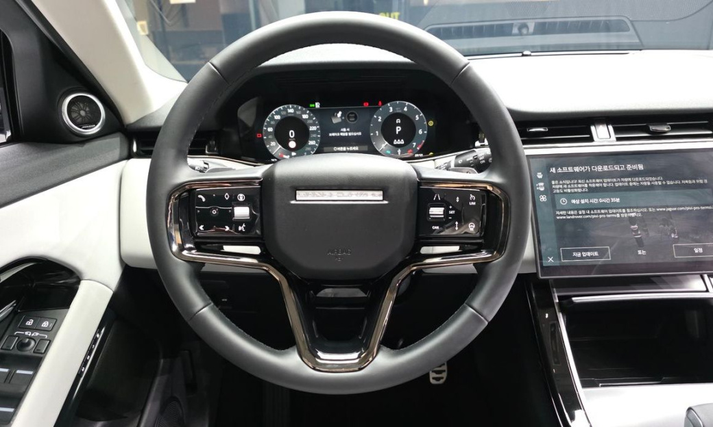 Land Rover Range Rover Evoque P250 Dynamic SE, 2025