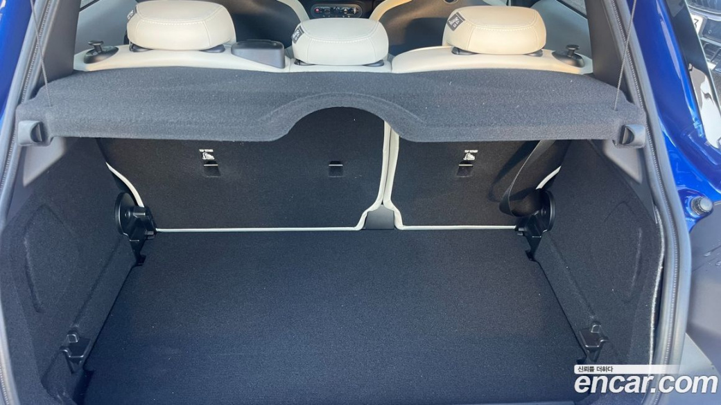 Mini Cooper 5 Door Favoured, 2025
