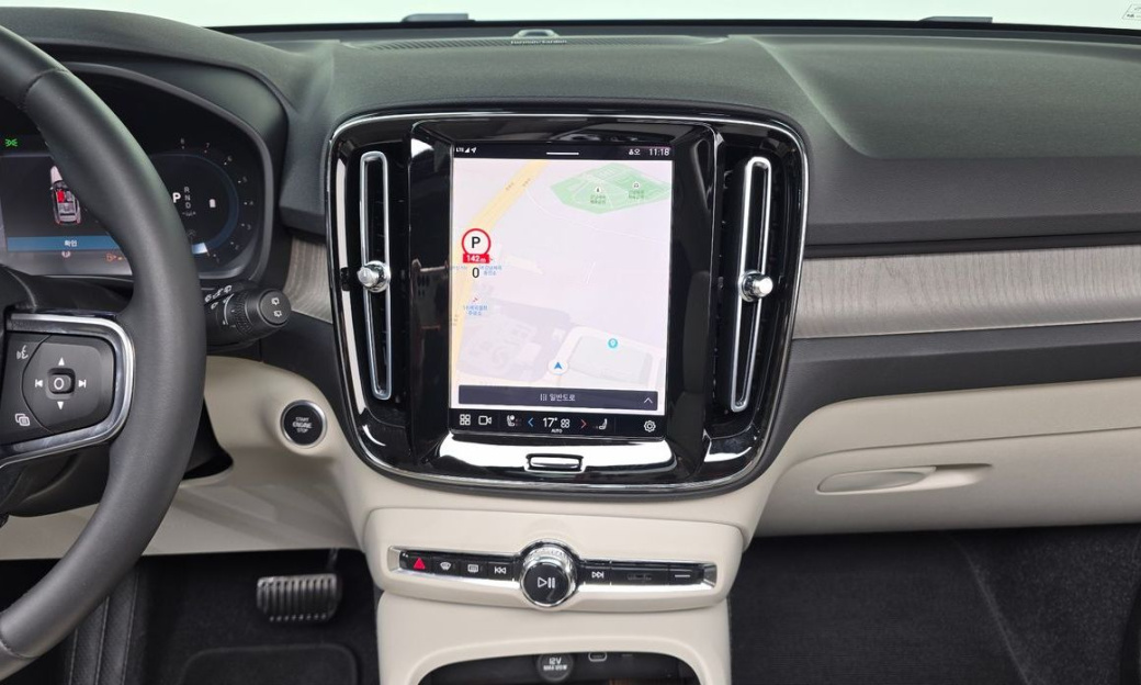 Volvo XC40 B4 Ultimate Bright, 2023