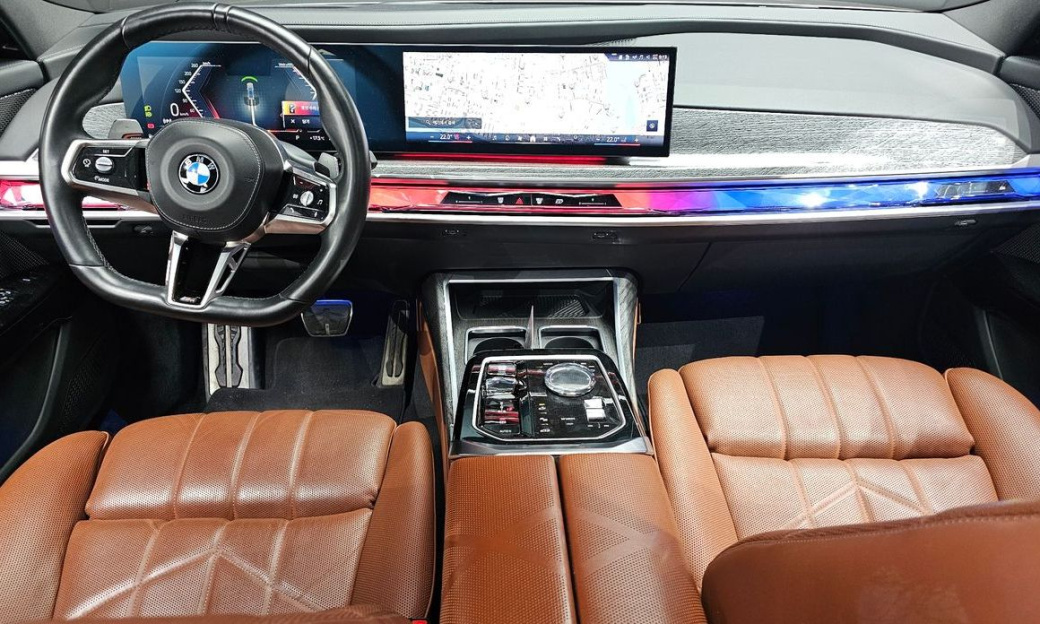 BMW 7-Series 740i xDrive M Sport, 2024