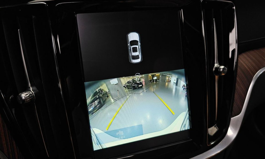 Volvo S60 B5 Ultimate Bright, 2023