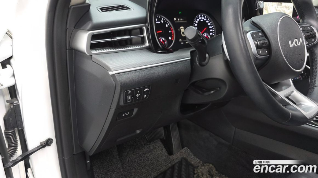 Kia K5 2.0, 2023