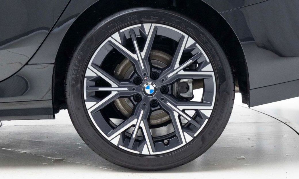 BMW 2-Series 220 M Sport Design, 2025