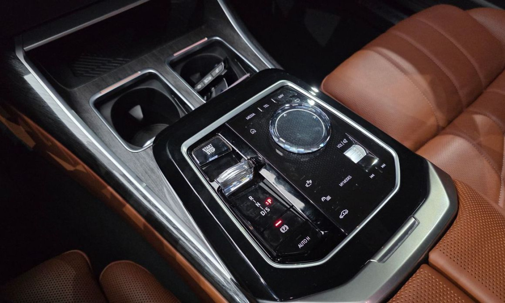 BMW 7-Series 740i xDrive M Sport, 2024