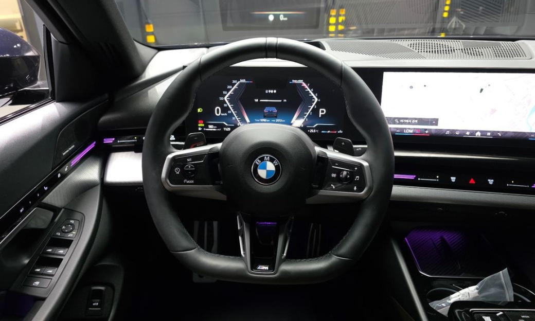 BMW 5-Series 520i M Sport, 2024