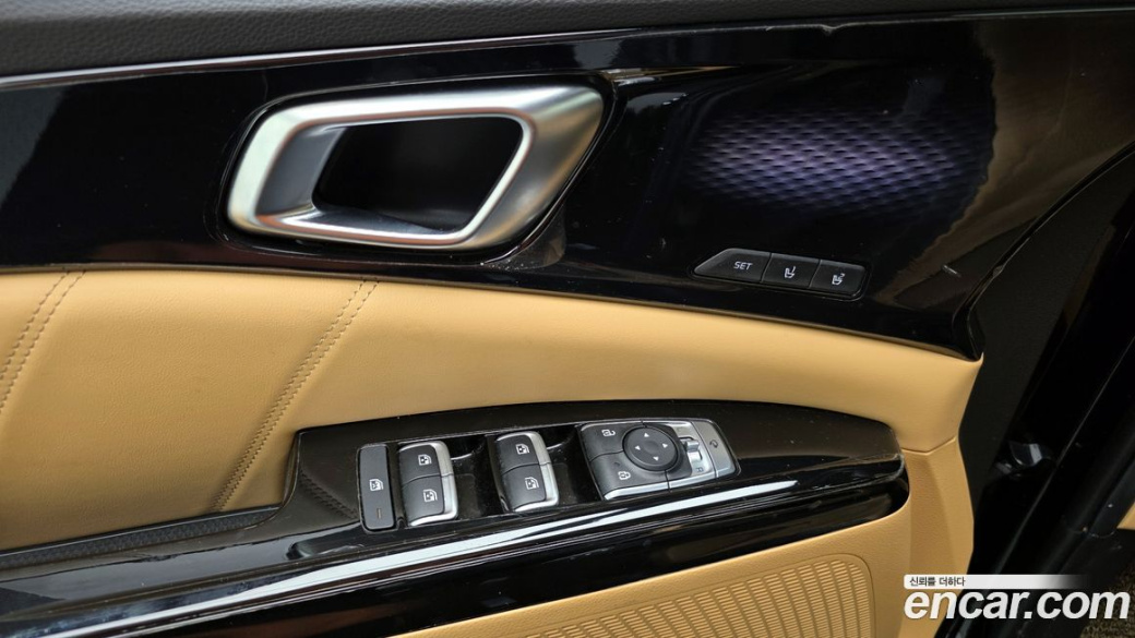 Kia Carnival 7-Seater Signature, 2021