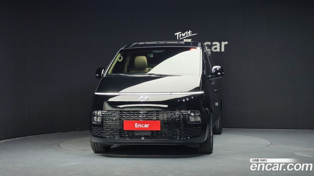 Hyundai Staria Tourer 9-Seater, 2023