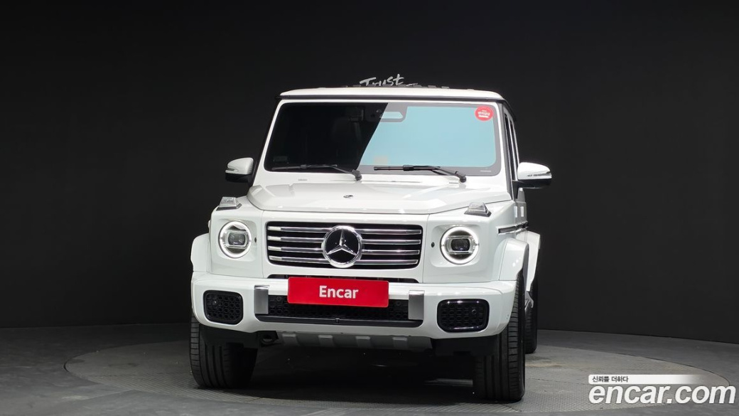 Mercedes-Benz G-Class G450d, 2025