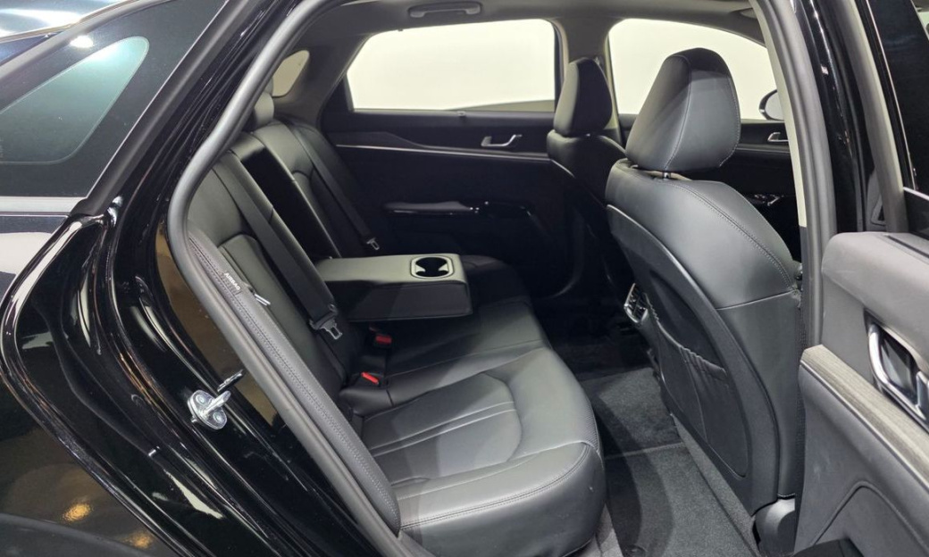 Kia K5 1.6 Turbo, 2025