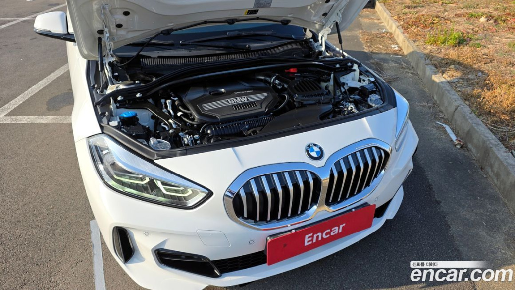 BMW 1-Series 120i M Sports, 2024
