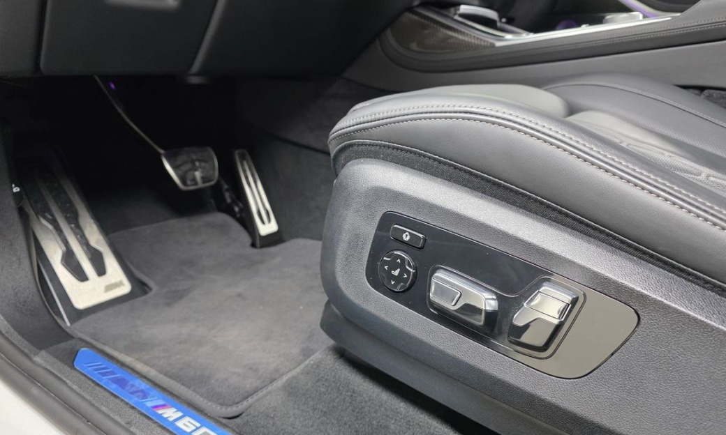 BMW X7 M60i xDrive M sport 6STR, 2025