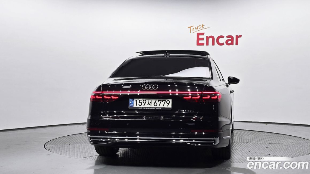 Audi A8 55 TFSI Quattro LWB, 2021