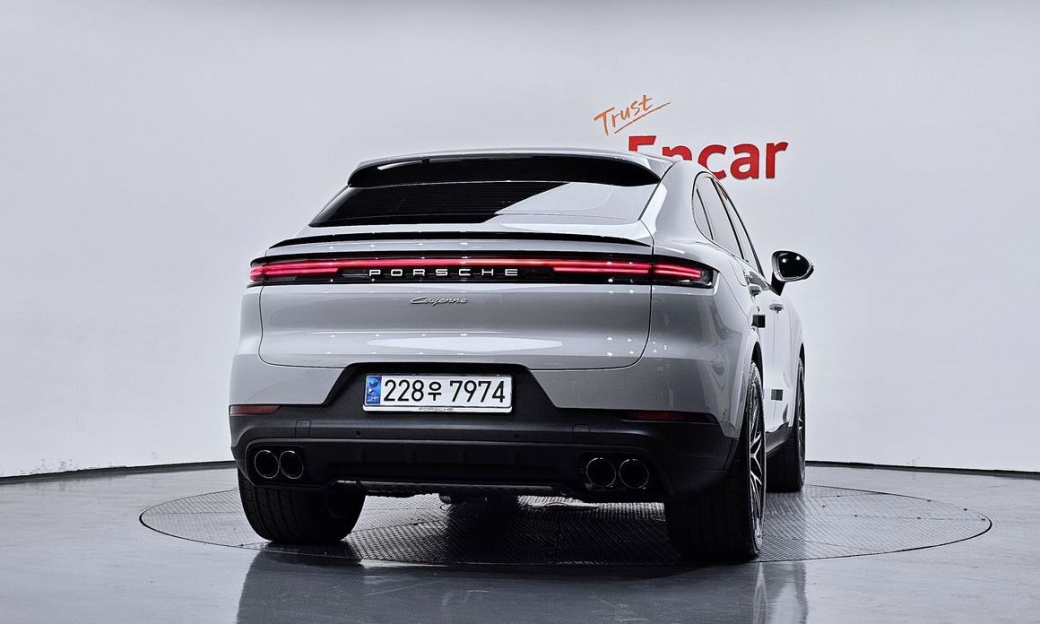 Porsche Cayenne 3.0 Coupe, 2024