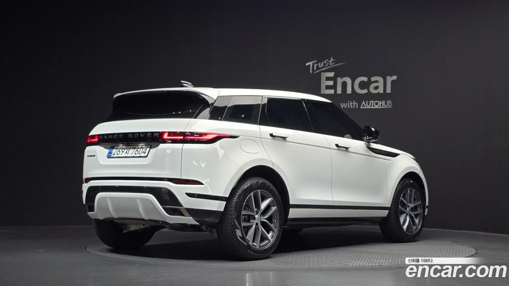 Land Rover Range Rover Evoque P250 Dynamic SE, 2024